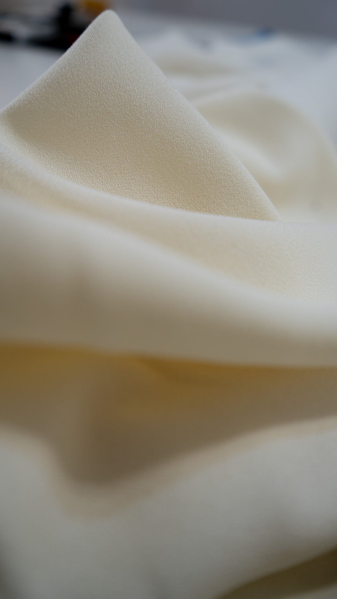 All about fabrics: Wool Crepe