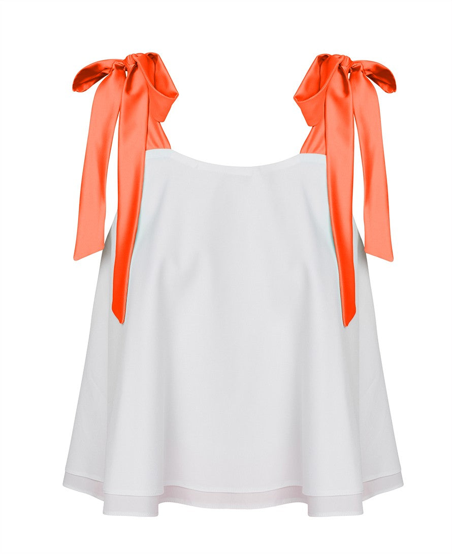 White top with contrast straps