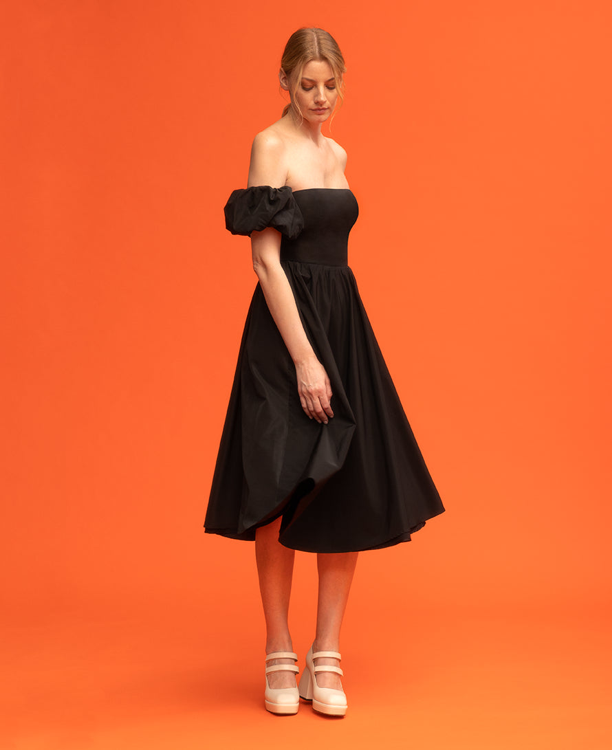 Chloe midi dress with removable sleeves