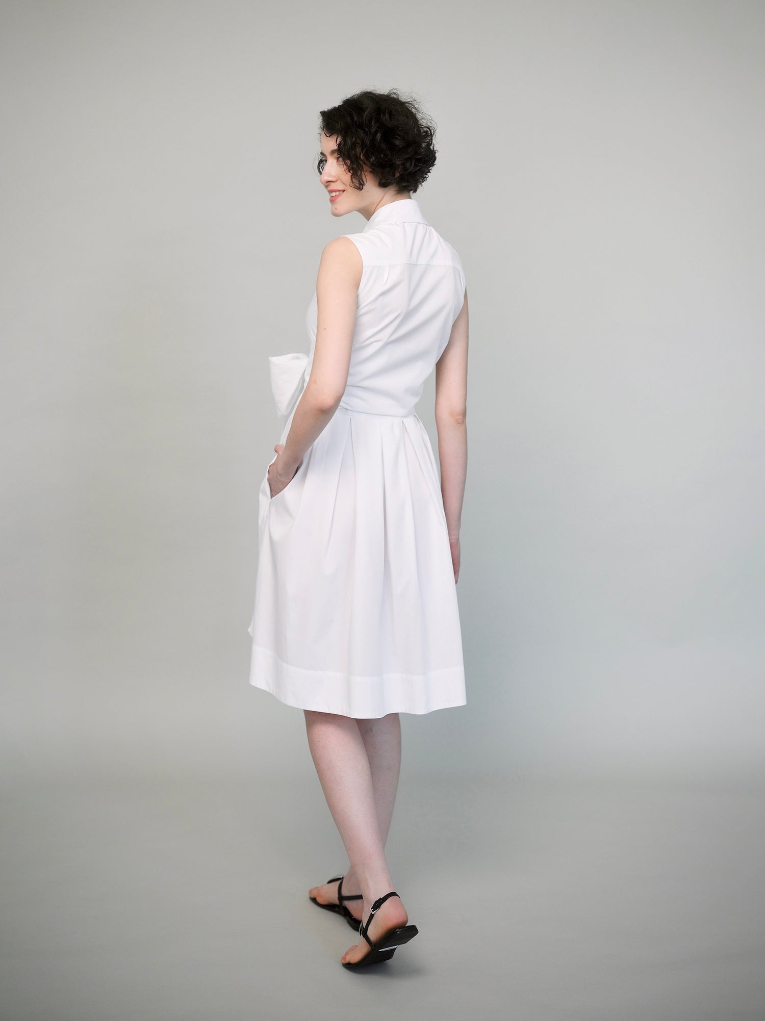 Clara Sleeveless Shirt Dress with Bow – Pure White